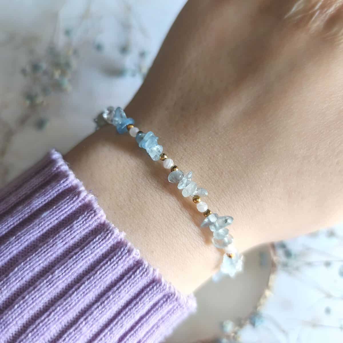 akwamaryn bransoletka nieregularna ręka